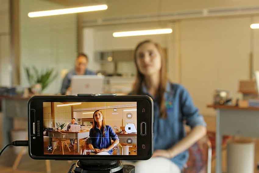 Increase your website Conversions with Video