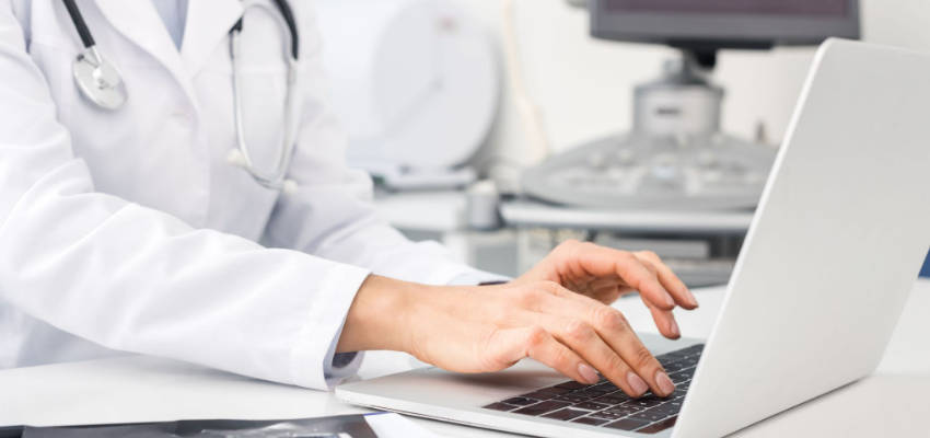 Exploring the Benefits of EMR Integration for Small Clinics